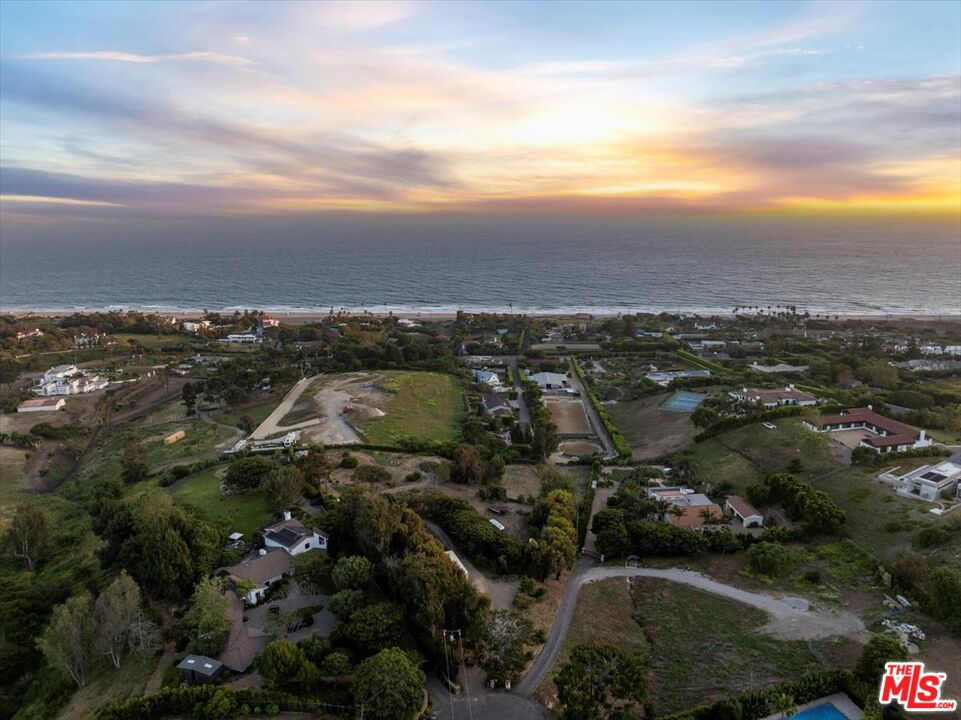 5878 Deerhead Road Malibu, CA 90265 - Photo 9 of 10