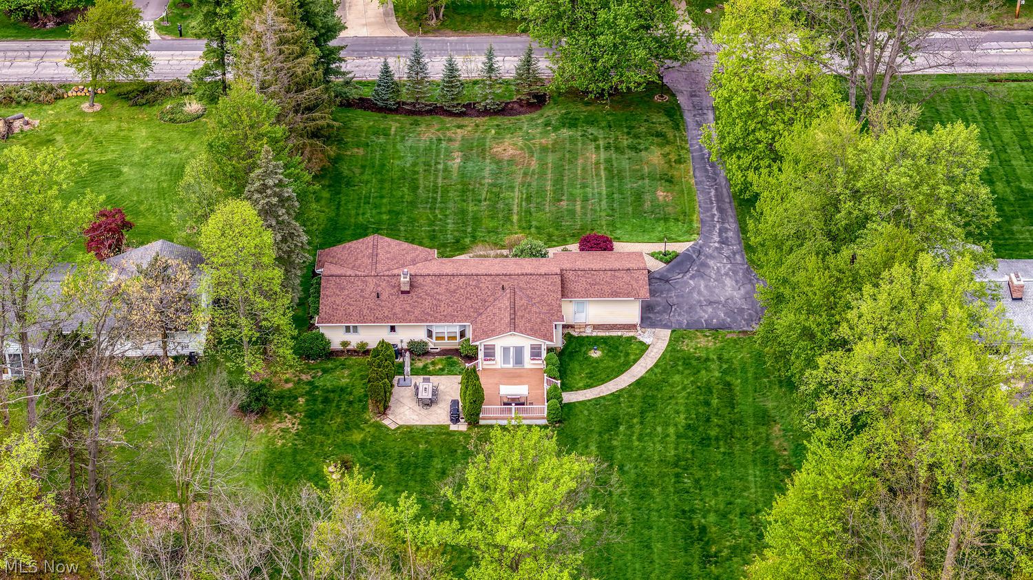 31540 Cedar Road Pepper Pike, OH 44124 - Photo 32 of 35 Gallery Image 32