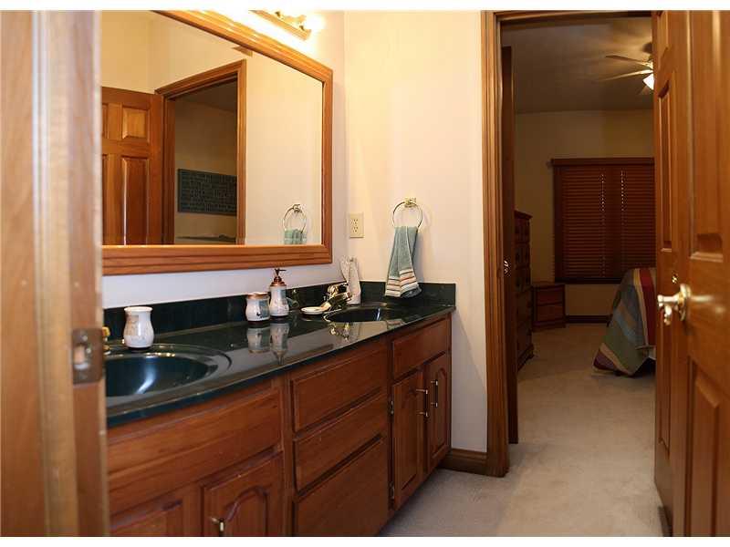 12183 Bridgewater Road Indianapolis, IN 46256 - Photo 13 of 24 Gallery Image 13