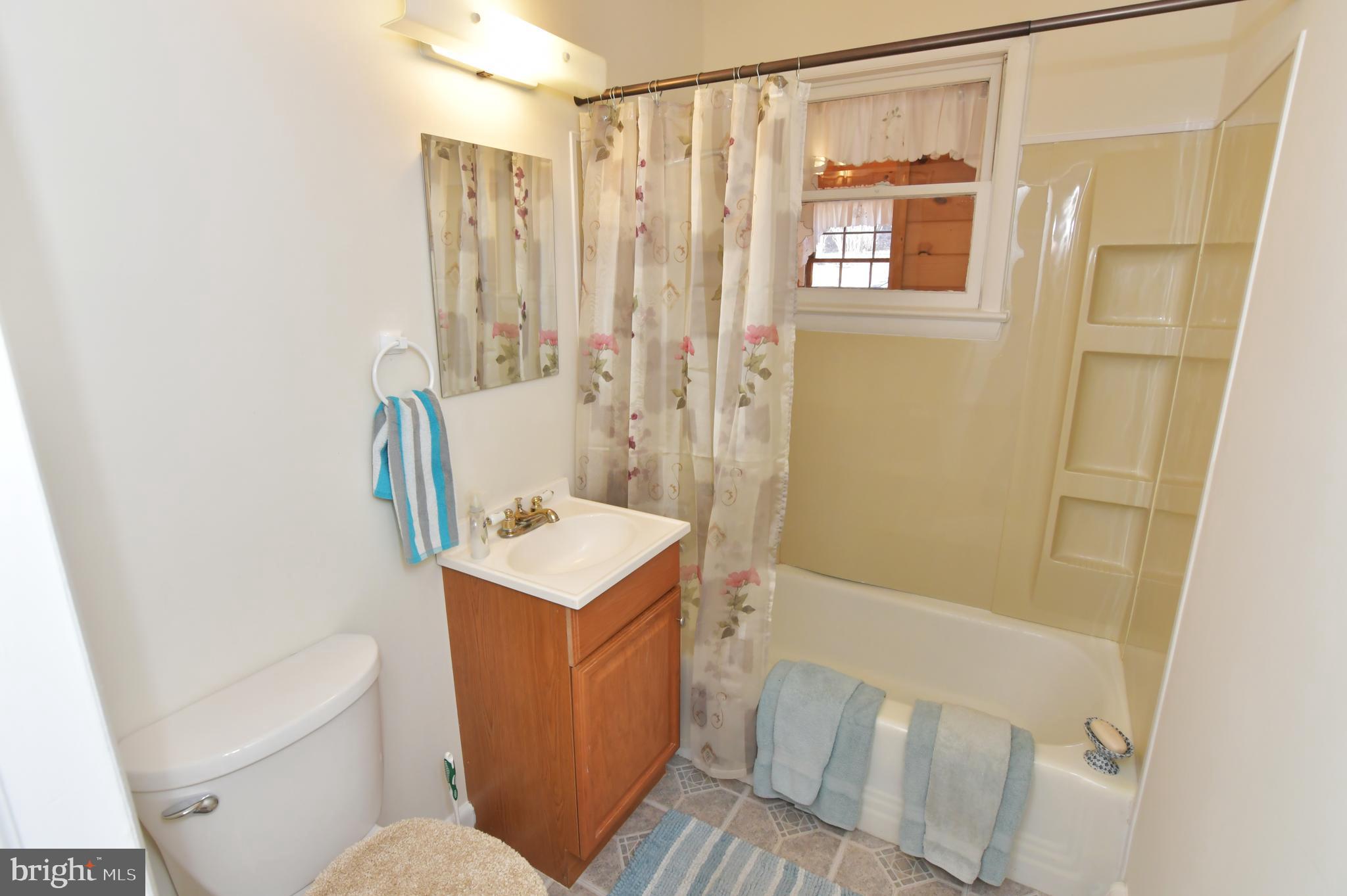 721 Locke's Mill Road Berryville, VA 22611 - Photo 33 of 46 Bath