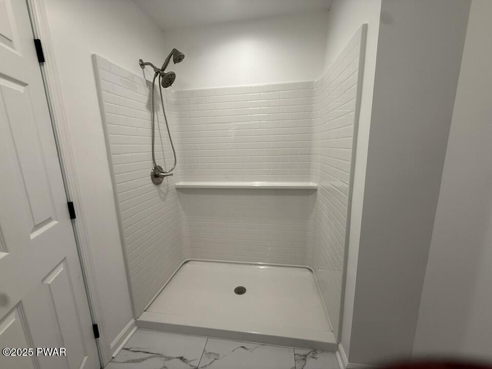 136 Iroquois Road Shohola, PA 18458 - Photo 18 of 33