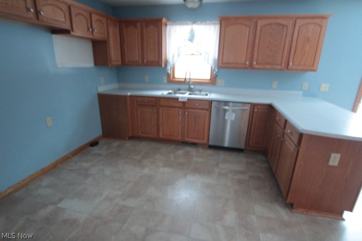 5549 Everett Hull Road Fowler, OH 44418 - Photo 7 of 29 Gallery Image 7