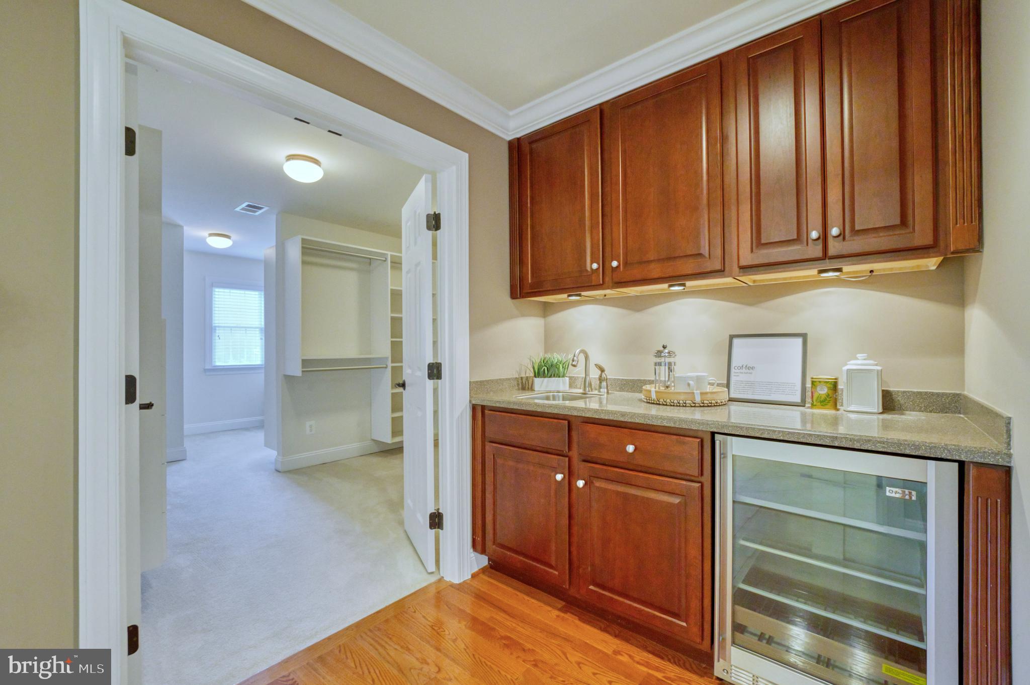 511 Broad Stream Lane Riva, MD 21140 - Photo 38 of 92 Primary suite coffee bar