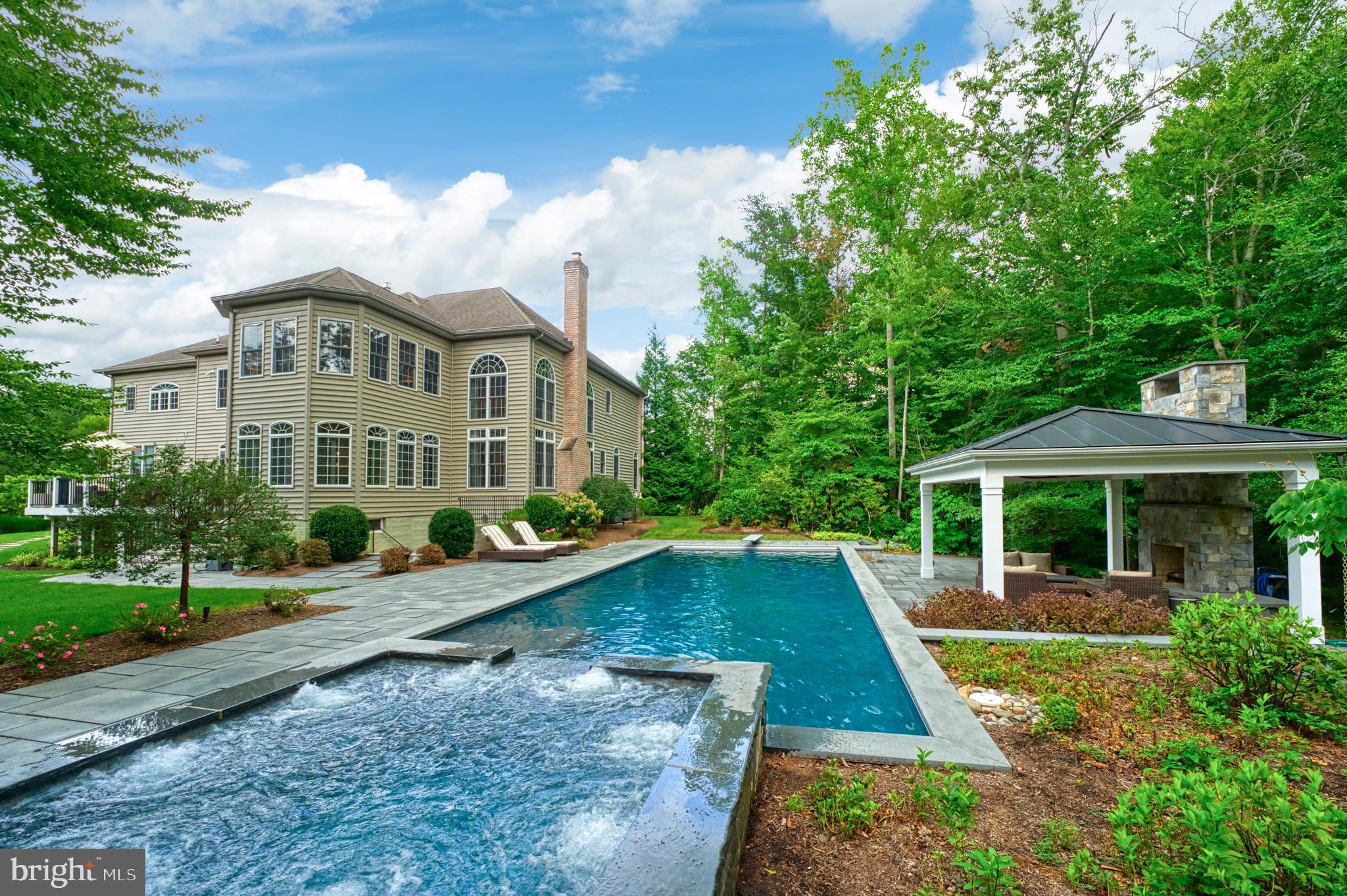 511 Broad Stream Lane Riva, MD 21140 - Photo 69 of 92 Hot tub spa overflows into pool