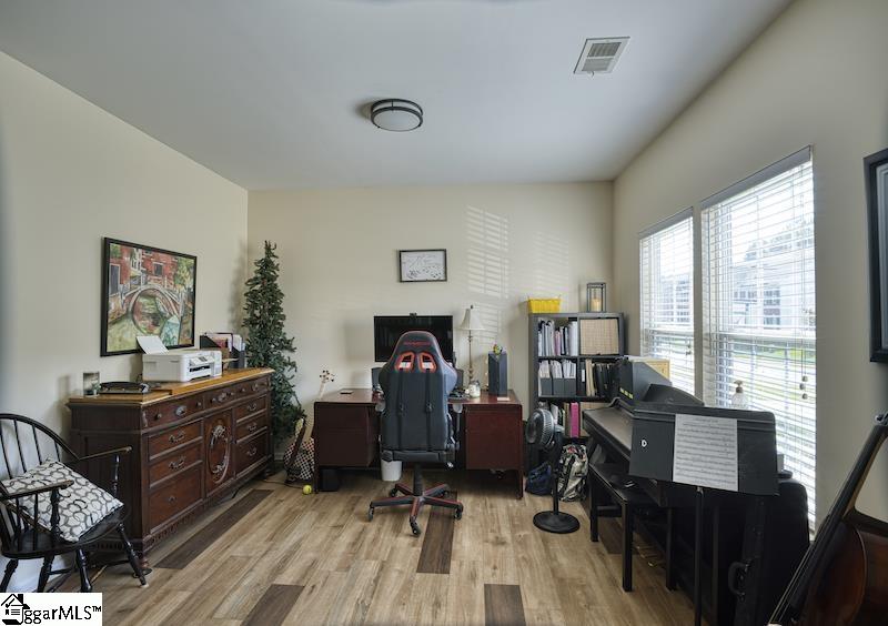 9 Ridgeleigh Way Simpsonville, SC 29681 - Photo 2 of 22 Gallery Image 2