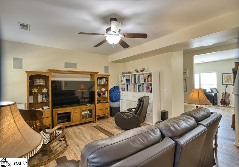 9 Ridgeleigh Way Simpsonville, SC 29681 - Photo 6 of 22 Gallery Image 6