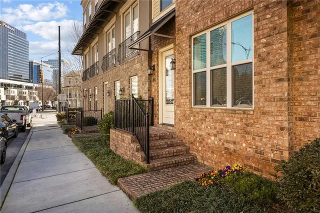 $645,000 | 383 16th Street Northwest, Unit 3, Atlanta, GA 30363