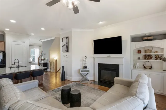 $645,000 | 383 16th Street Northwest, Unit 3, Atlanta, GA 30363