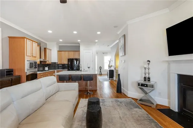 $645,000 | 383 16th Street Northwest, Unit 3, Atlanta, GA 30363