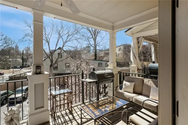 $645,000 | 383 16th Street Northwest, Unit 3, Atlanta, GA 30363
