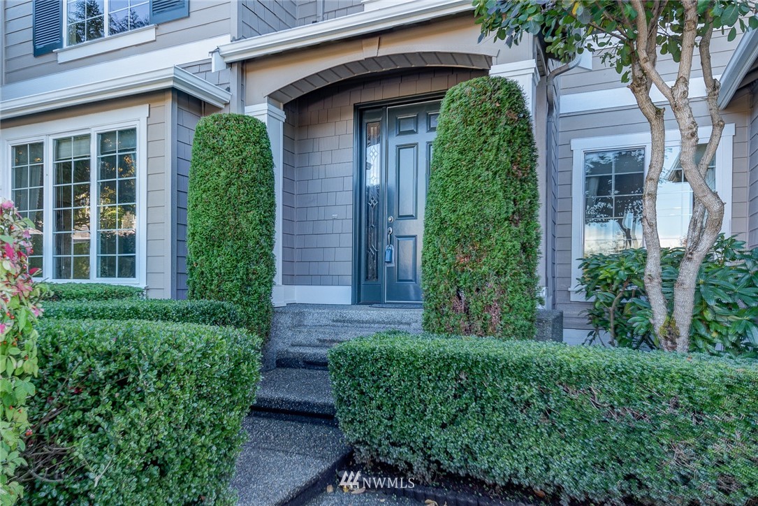 3922 184th Place Southeast Bothell, WA 98012 - Photo 2 of 40