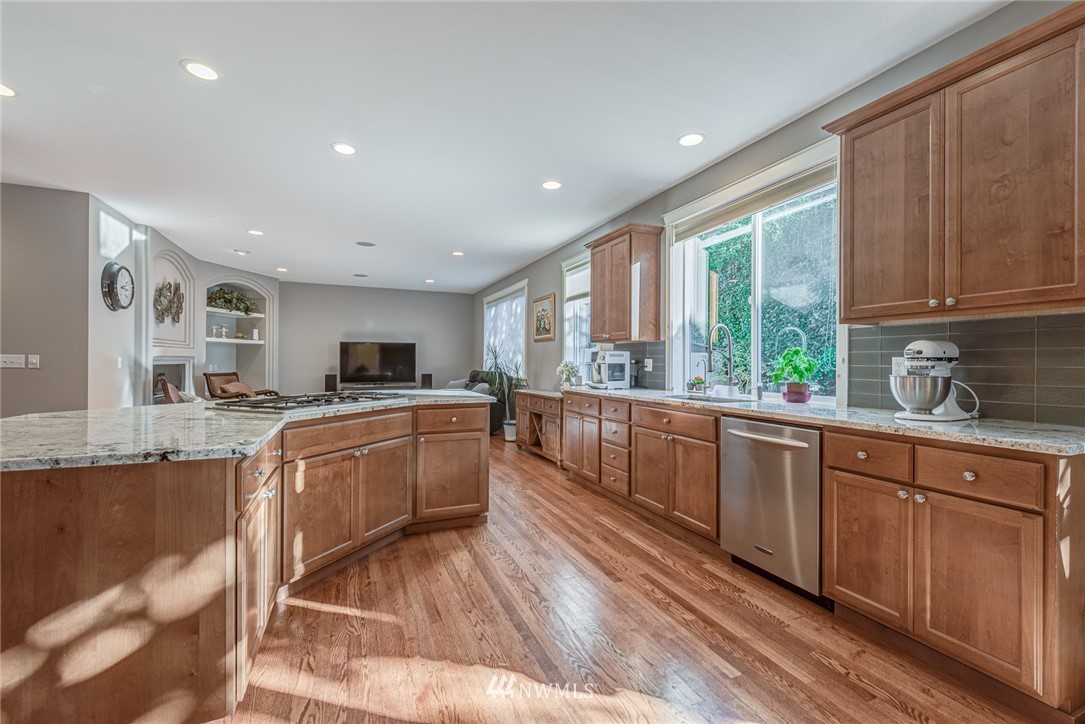 3922 184th Place Southeast Bothell, WA 98012 - Photo 14 of 40