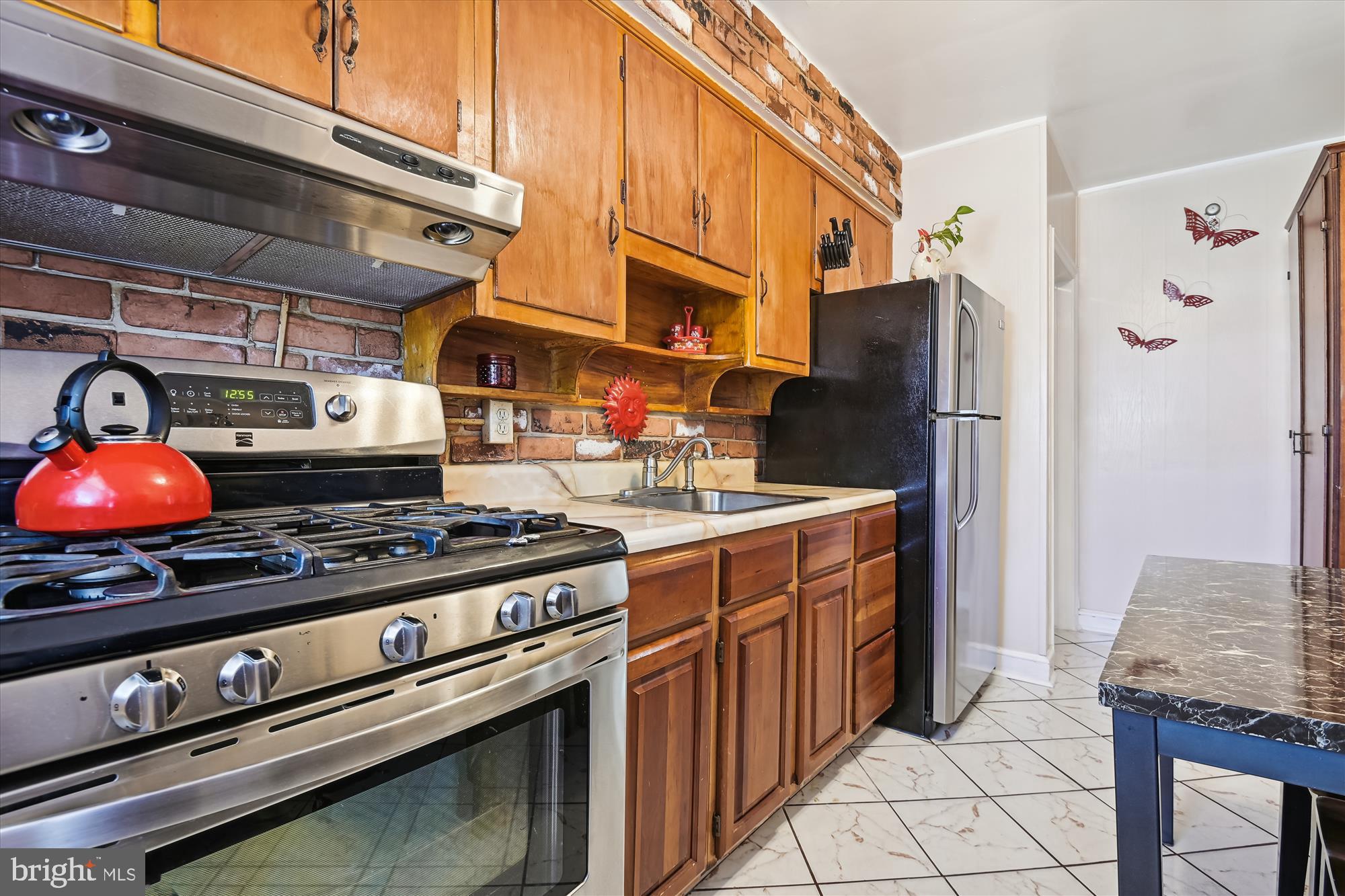1322 Crofton Road Baltimore, MD 21239 - Photo 14 of 31 Kitchen