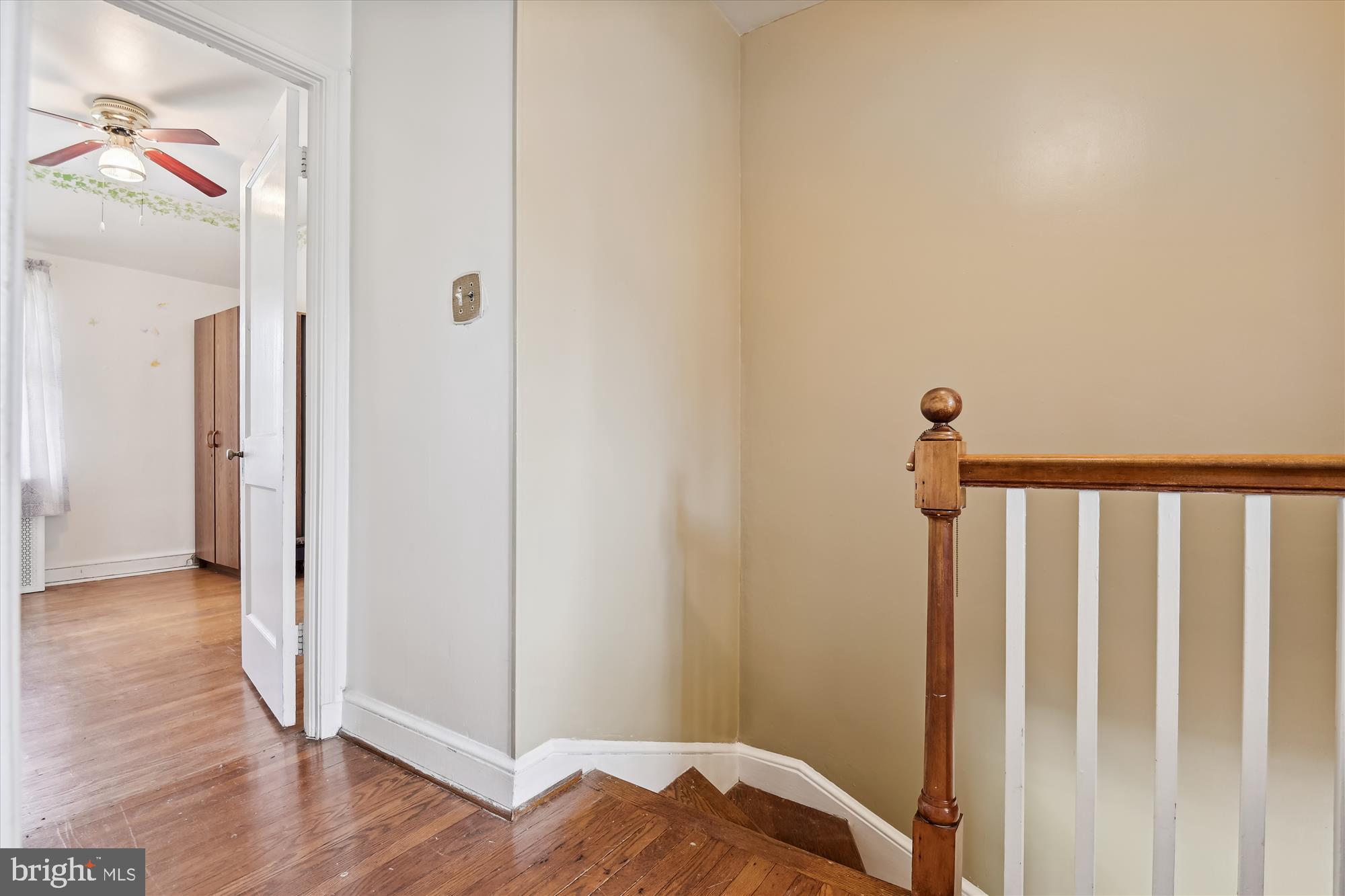 1322 Crofton Road Baltimore, MD 21239 - Photo 15 of 31 Hall
