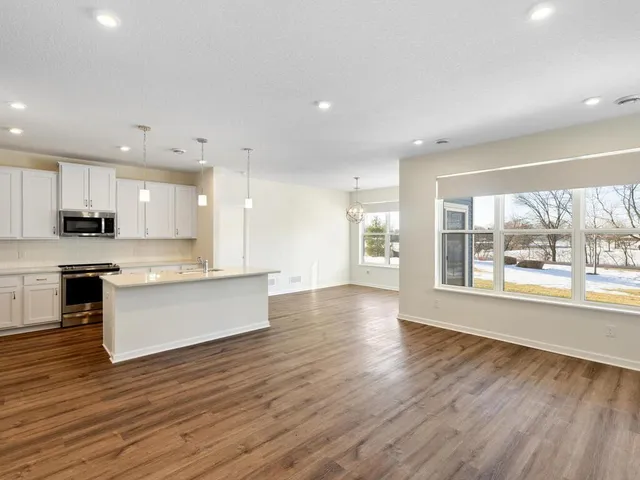 $385,000 | 7901 Xyloid Lane, Hamel, MN 55340