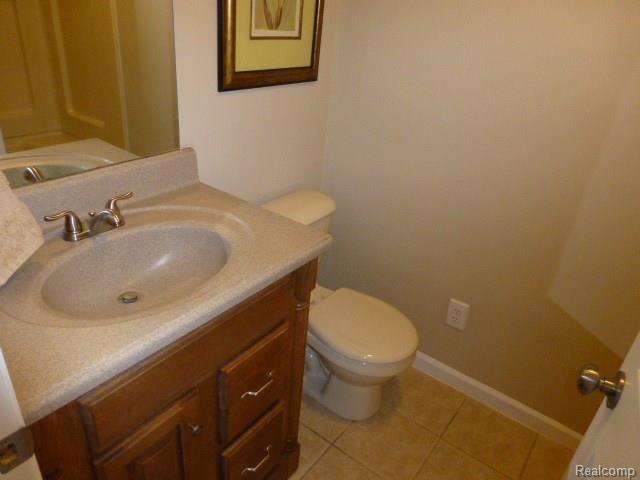 7699 McClements Road Brighton, MI 48114 - Photo 17 of 25 P1010666.jpg