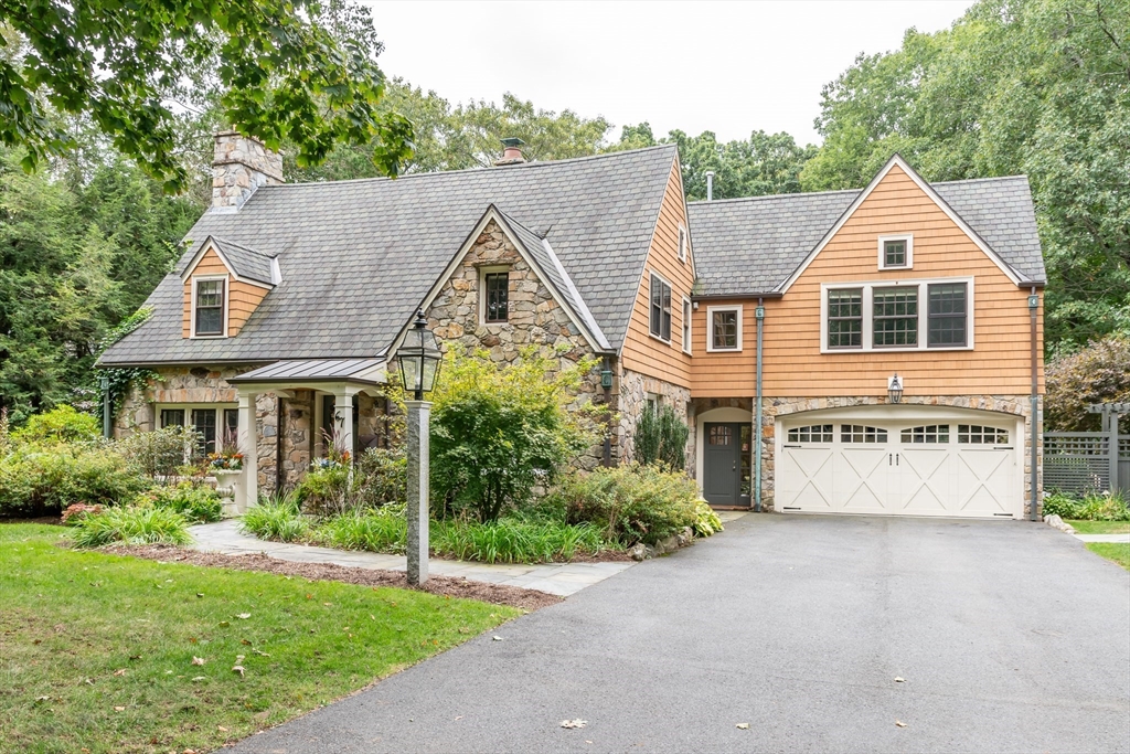 67 Whittier Road Wellesley, MA 02481 - Photo 2 of 31
