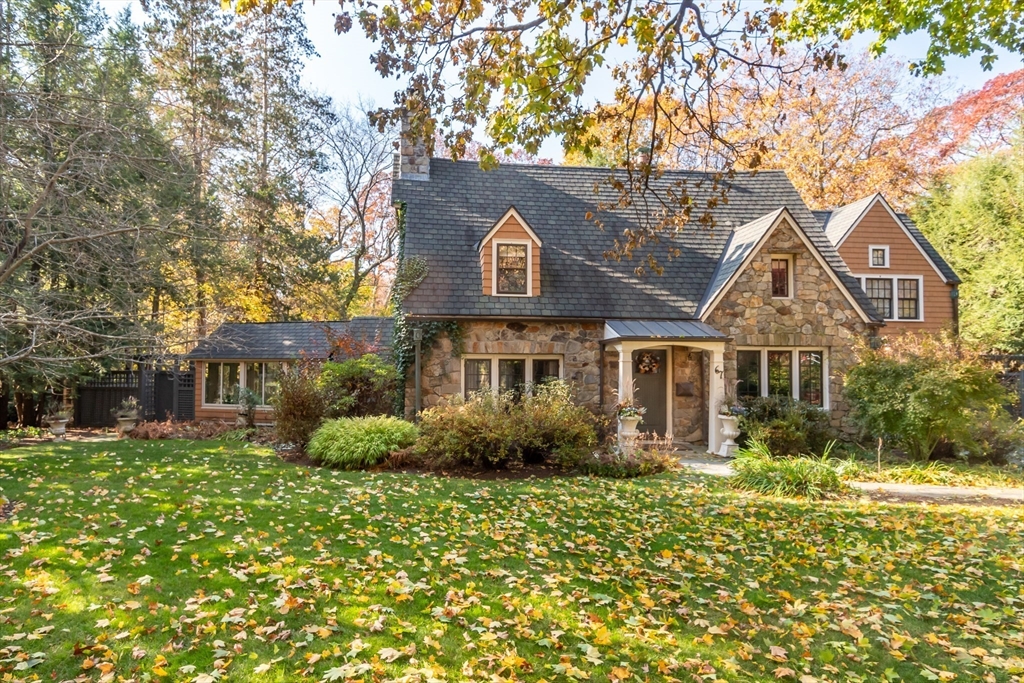 67 Whittier Road Wellesley, MA 02481 - Photo 3 of 31