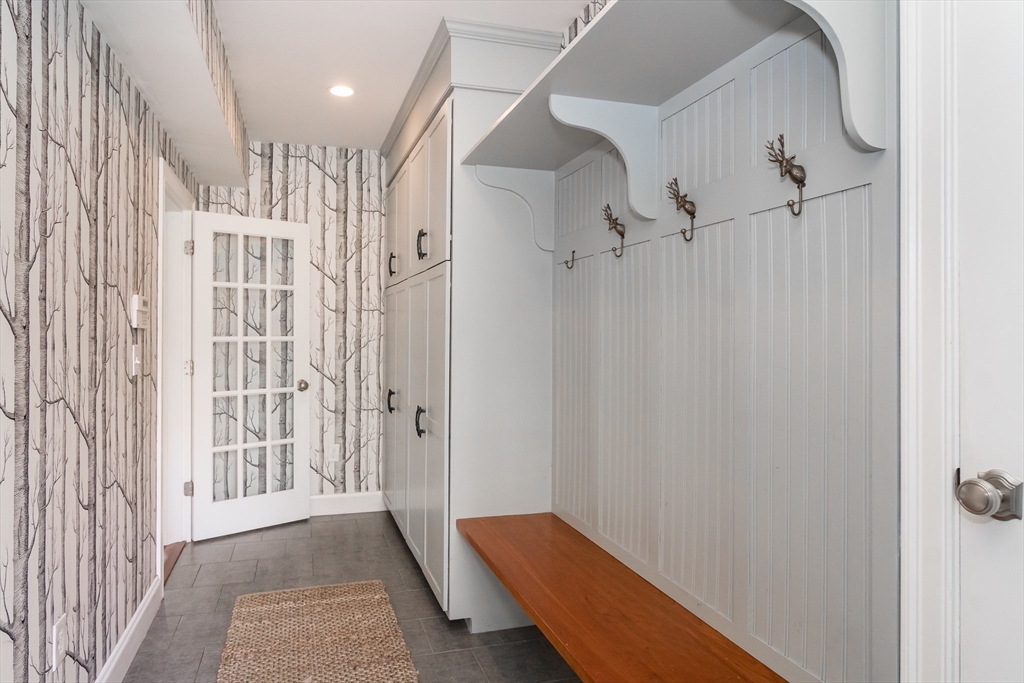 67 Whittier Road Wellesley, MA 02481 - Photo 5 of 31