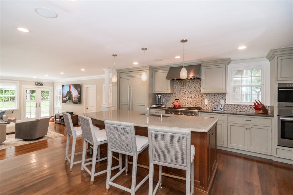 67 Whittier Road Wellesley, MA 02481 - Photo 8 of 31
