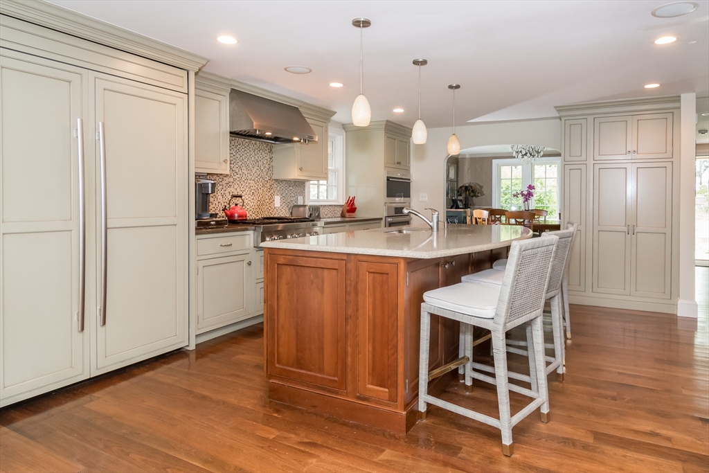 67 Whittier Road Wellesley, MA 02481 - Photo 10 of 31