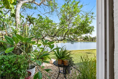 $389,000 | 2356 Windjammer Way, West Palm Beach, FL 33411