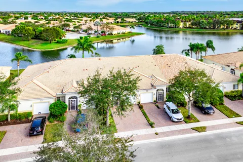 $389,000 | 2356 Windjammer Way, West Palm Beach, FL 33411