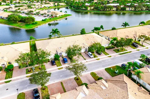 $389,000 | 2356 Windjammer Way, West Palm Beach, FL 33411