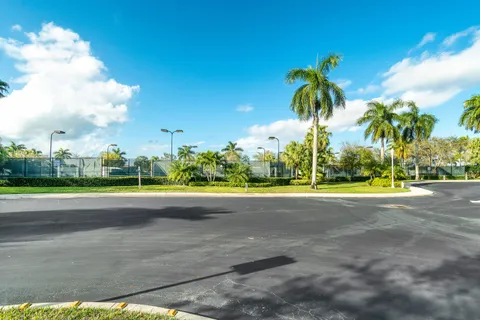 $389,000 | 2356 Windjammer Way, West Palm Beach, FL 33411