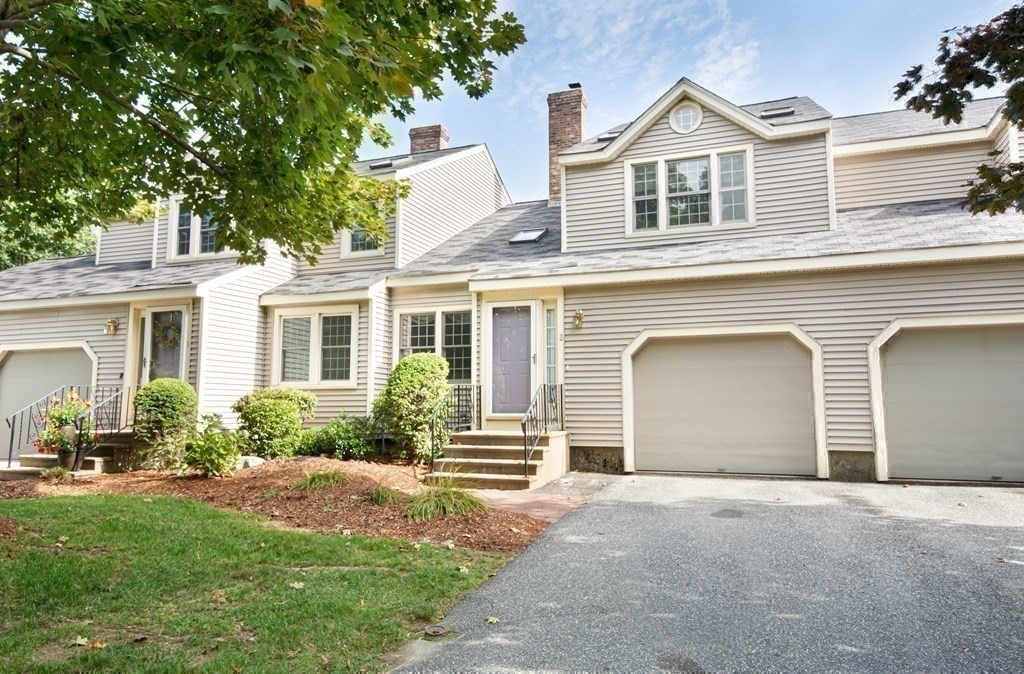 2 Harrington Farms Way, Unit 2, Shrewsbury, MA 01545 Compass