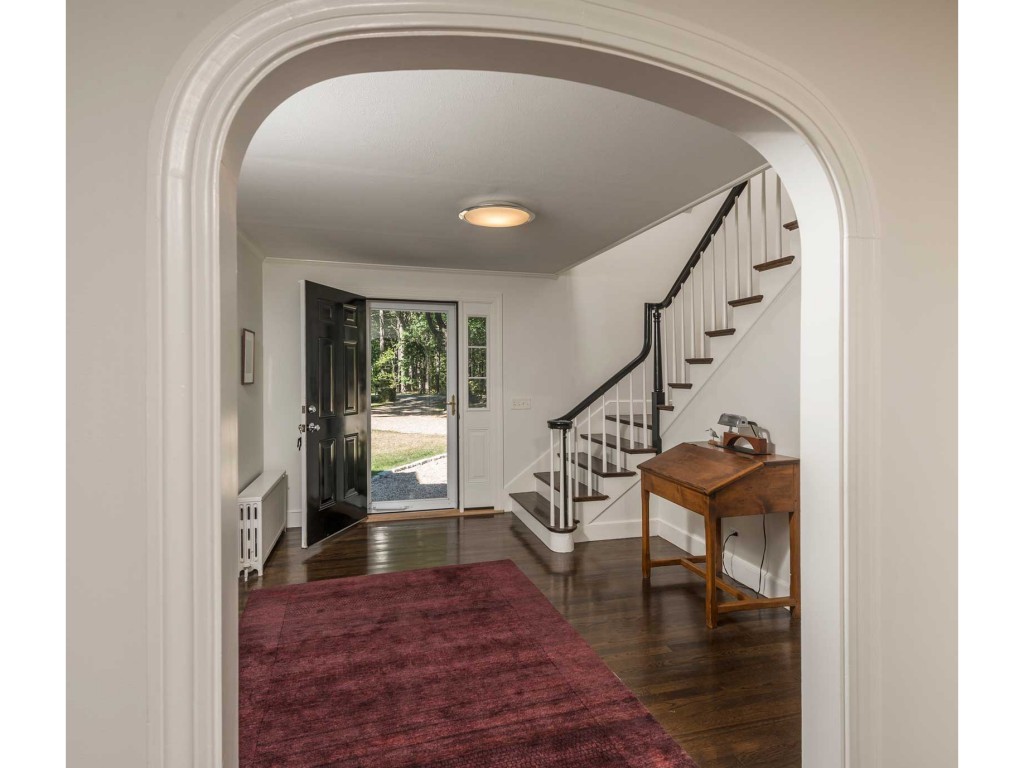 53 Old County Road York, ME 03902 - Photo 6 of 28 Gallery Image 6