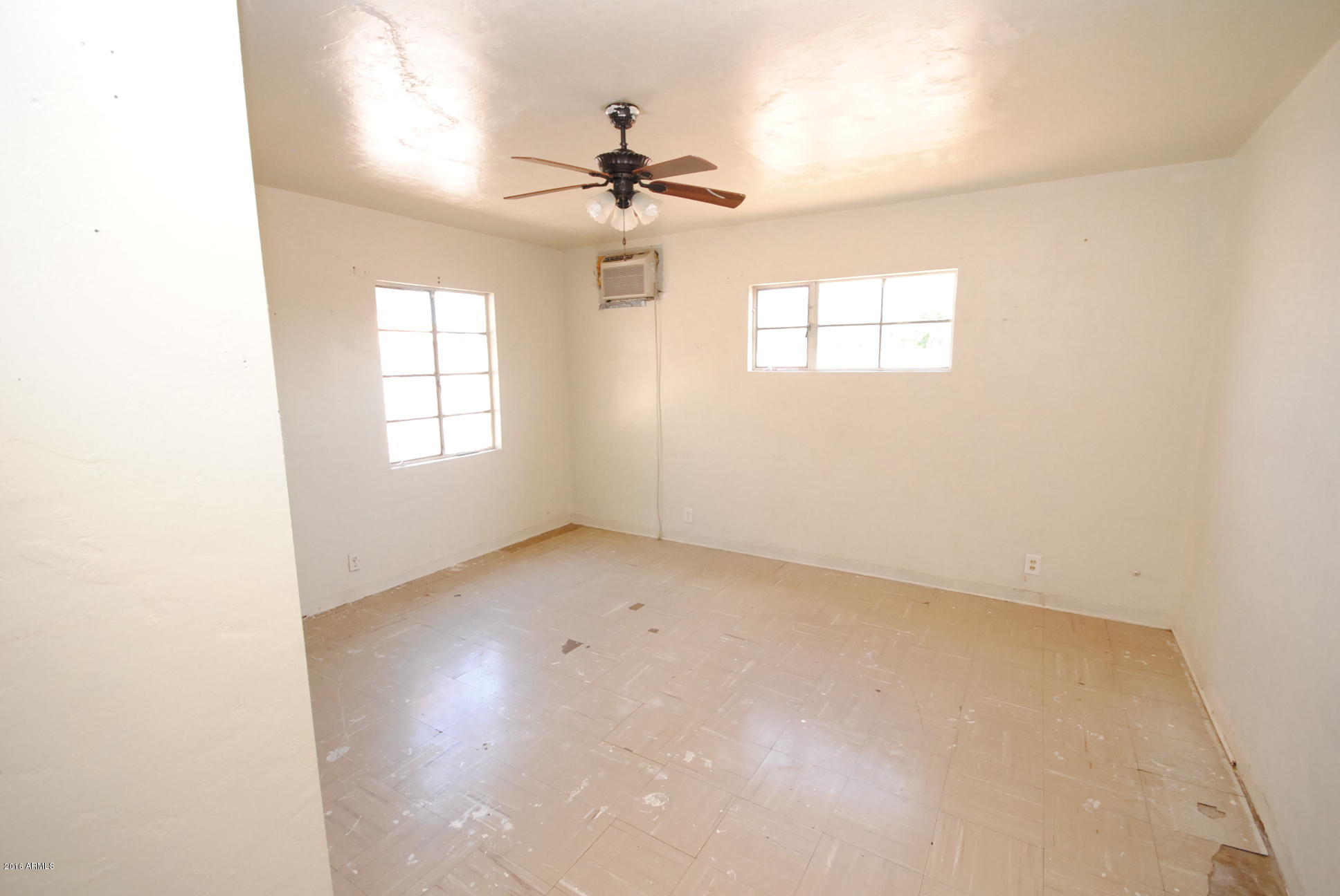 3038 West Granada Road Phoenix, AZ 85009 - Photo 8 of 11 BEDROOM 1