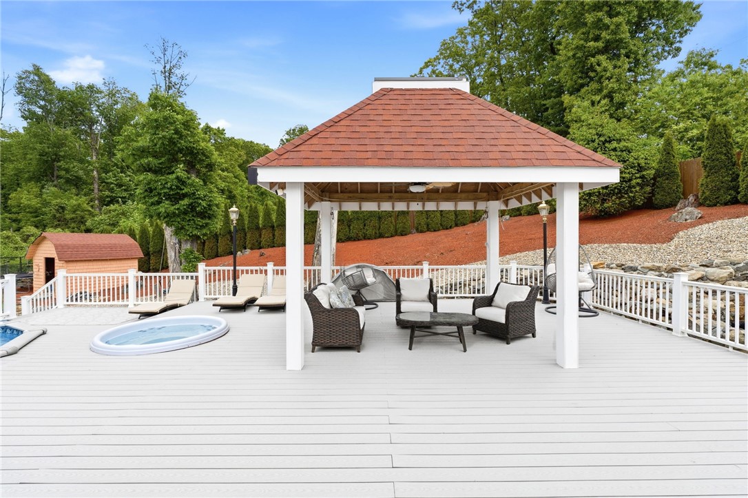 125 Old Mendon Road Cumberland, RI 02864 - Photo 30 of 40