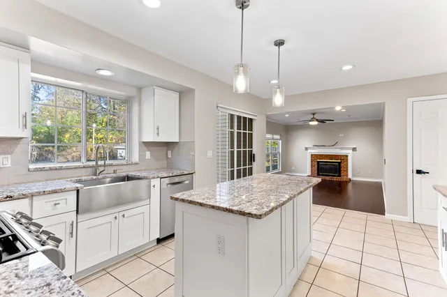 $444,900 | 1844 Poppleton Drive, West Bloomfield, MI 48324