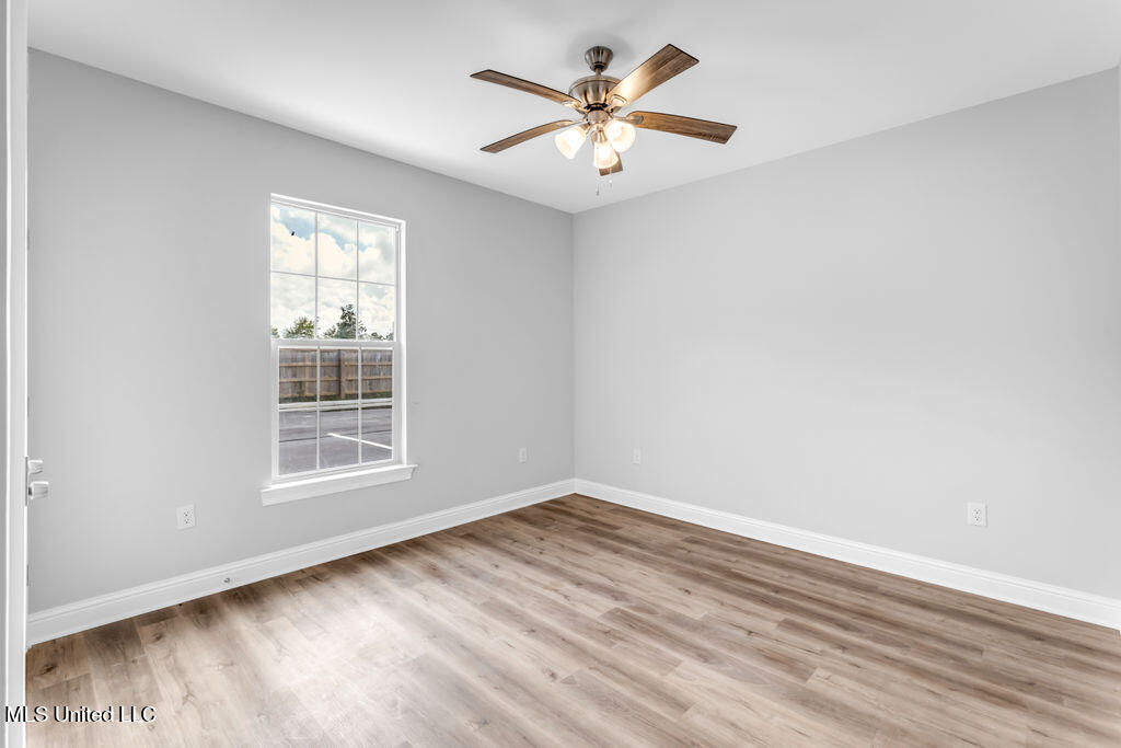 12088 Lamey Brg Road, Unit 3 D'Iberville, MS 39540 - Photo 14 of 15 Barrington603-29