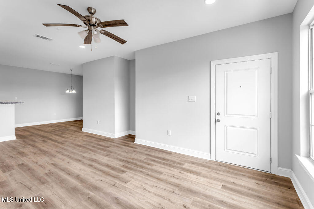 12088 Lamey Brg Road, Unit 3 D'Iberville, MS 39540 - Photo 5 of 15 Barrington603-12