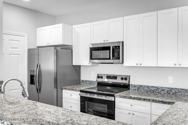 $1,695 | 12088 Lamey Brg Road, Unit 3, D'Iberville, MS 39540