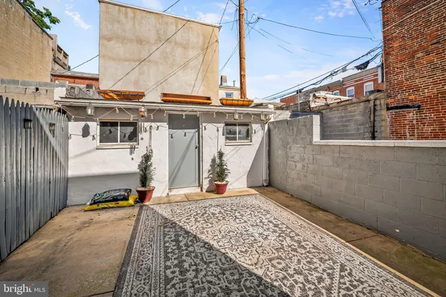 a view of a storage & utility room