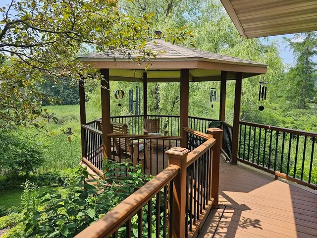 $599,000 | W6714 Porters Lake Road, Wautoma, WI 54982