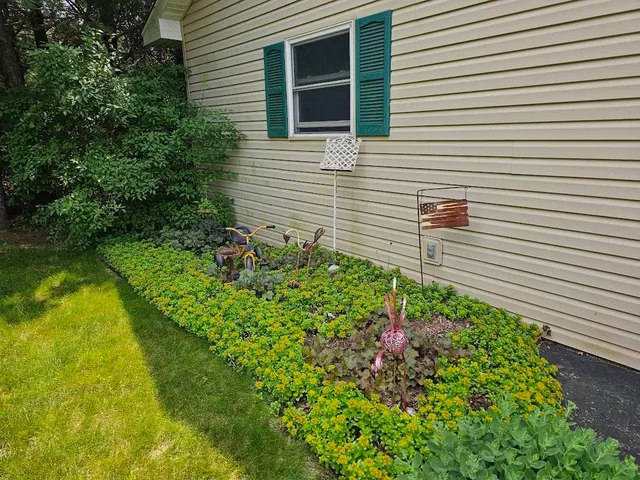 $575,000 | W6714 Porters Lake Road, Wautoma, WI 54982