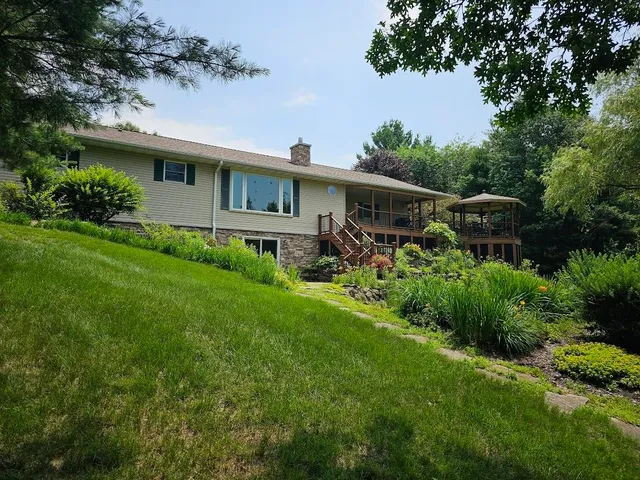 $599,000 | W6714 Porters Lake Road, Wautoma, WI 54982