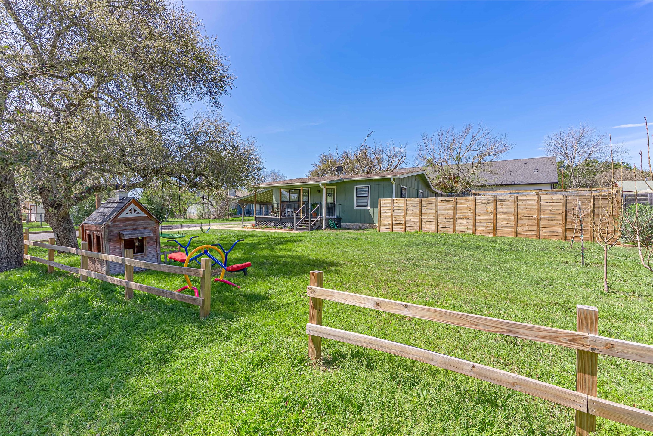11010 3rd Street Jonestown, TX 78645 - Photo 2 of 20