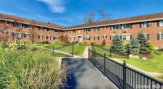200 Merrick Road, Unit H Amityville, NY 11701 - Photo 1 of 1 Gallery Image 1