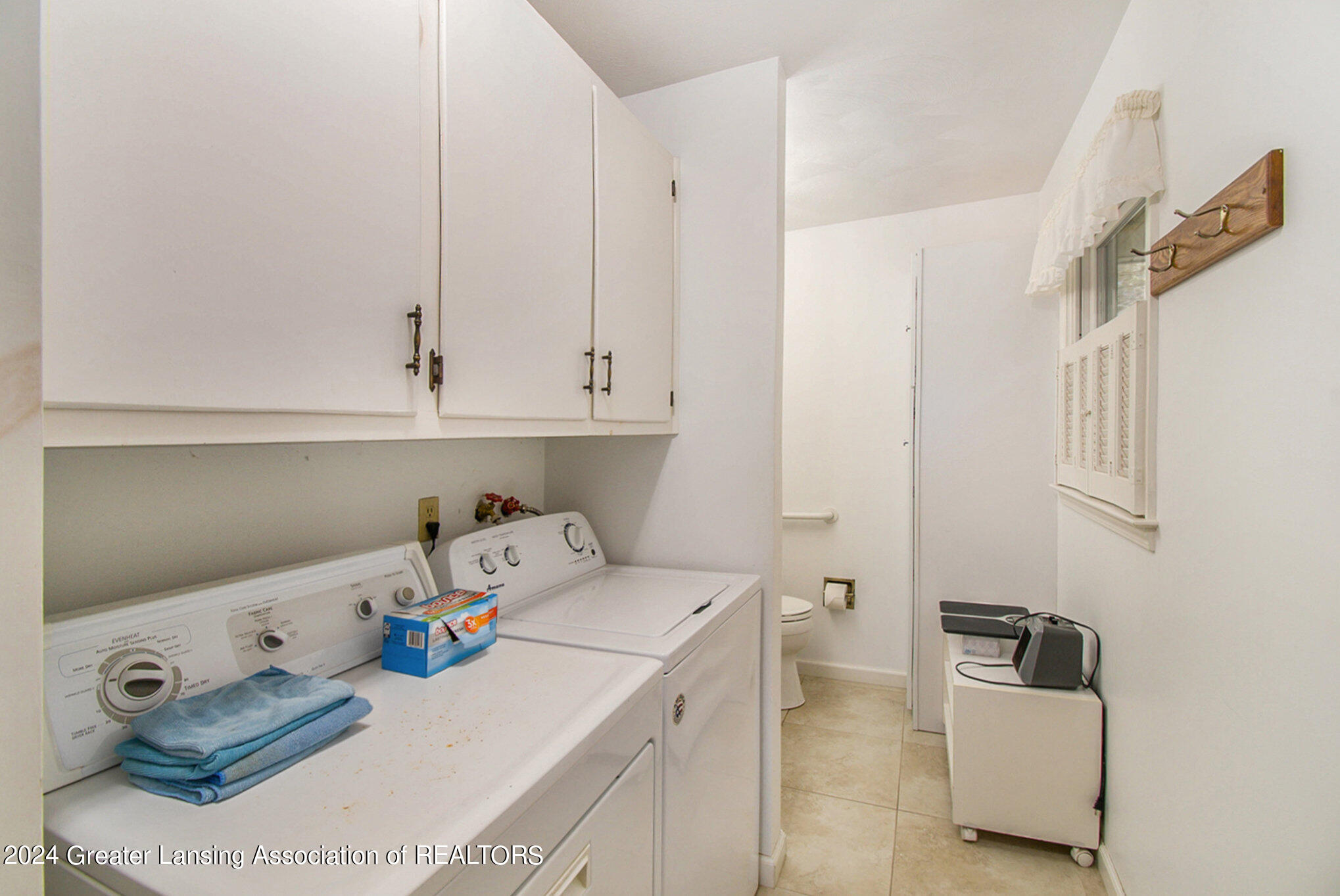 6443 Bunker Road Eaton Rapids, MI 48827 - Photo 11 of 33 Laundry Room