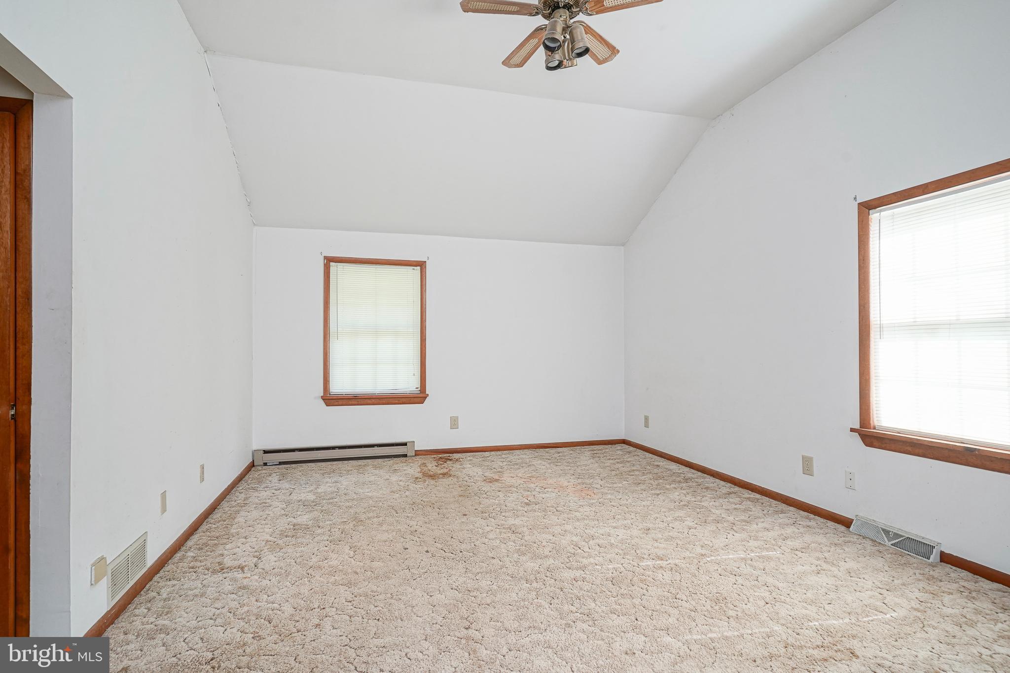 69 Buckhorn Road Salem, NJ 08079 - Photo 25 of 38 an empty room with a window