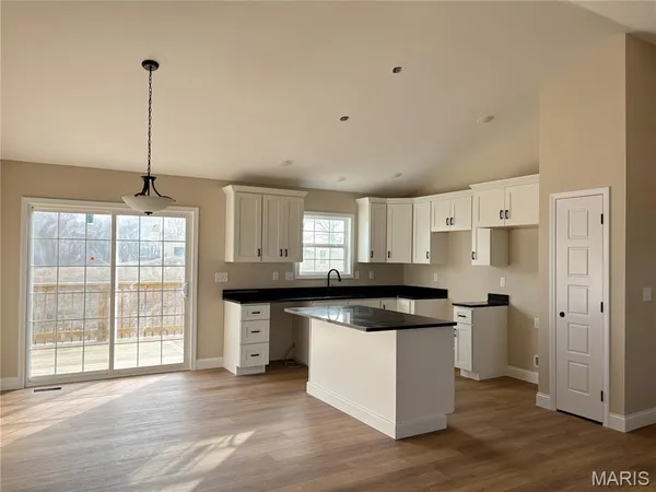 $334,900 | 268 Byrd Court, Jackson, MO 63755