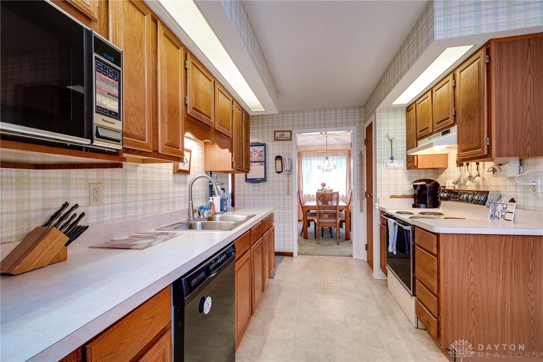 6398 Marshall Road Dayton, OH 45459 - Photo 19 of 70 Gallery Image 19