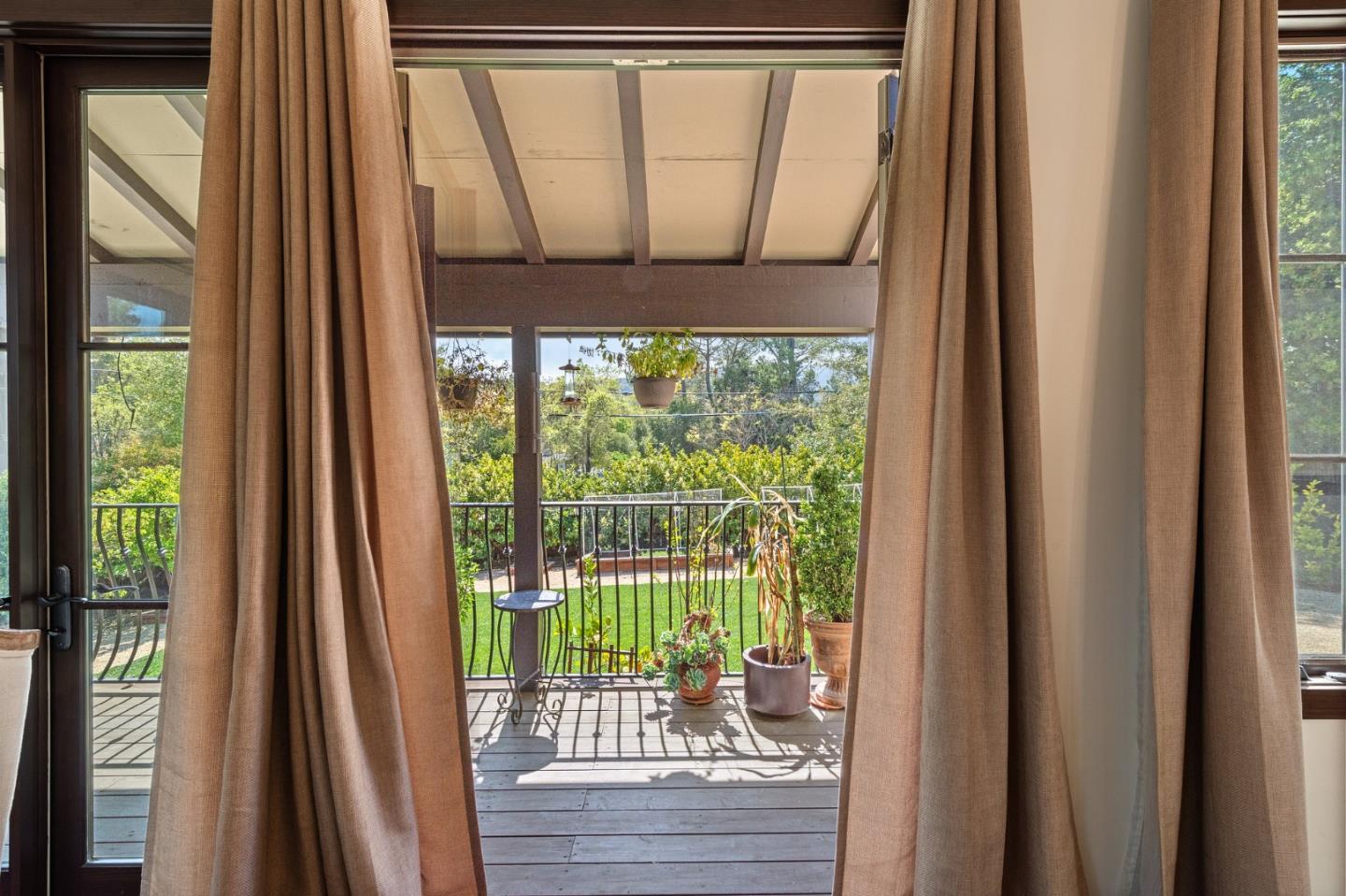 103 Alta Vista Road Woodside, CA 94062 - Photo 15 of 88 Gallery Image 15