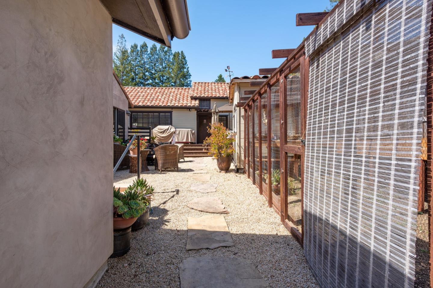 103 Alta Vista Road Woodside, CA 94062 - Photo 57 of 88 Gallery Image 57