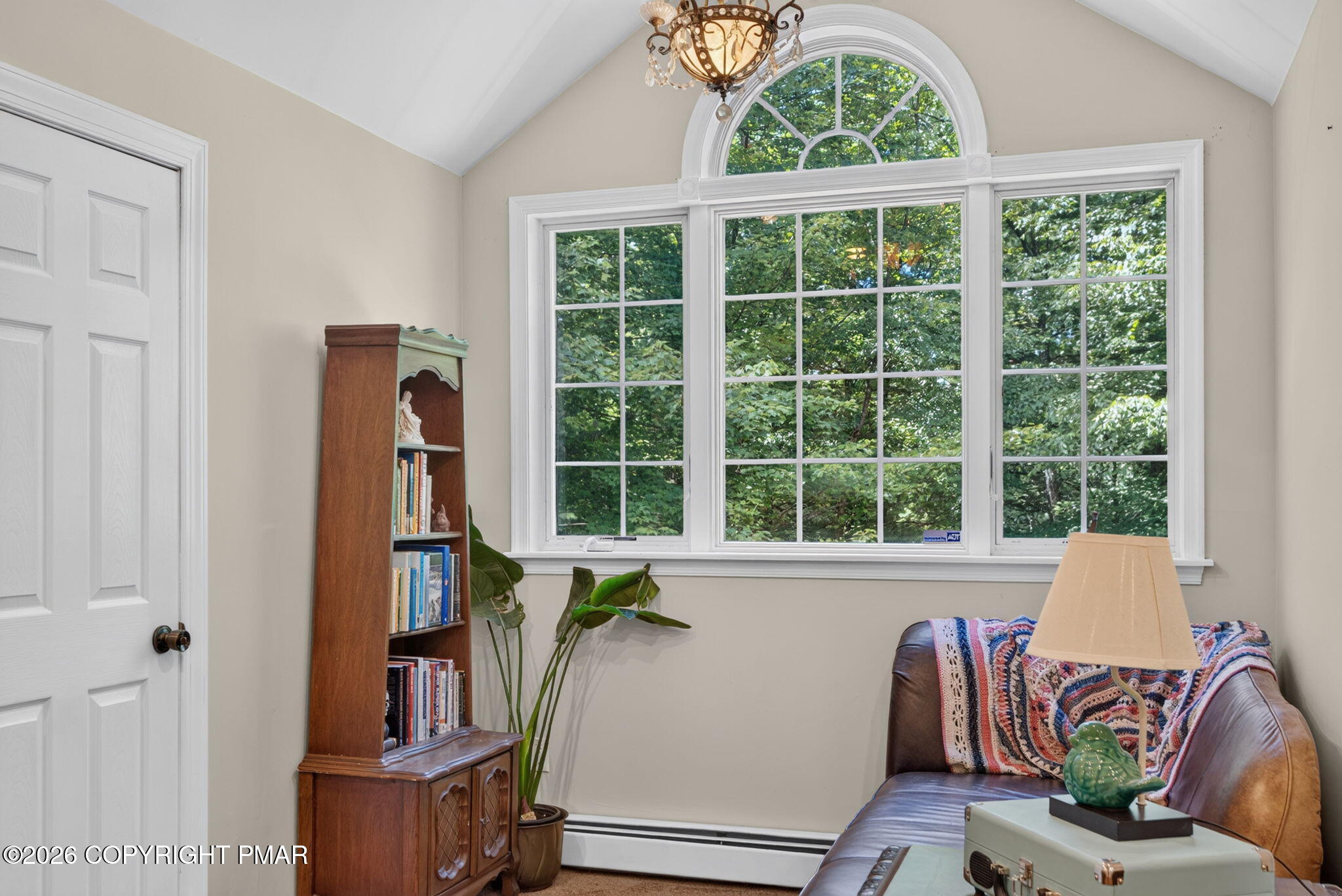 539 Pheasant Road Saylorsburg, PA 18353 - Photo 47 of 59 primary suite